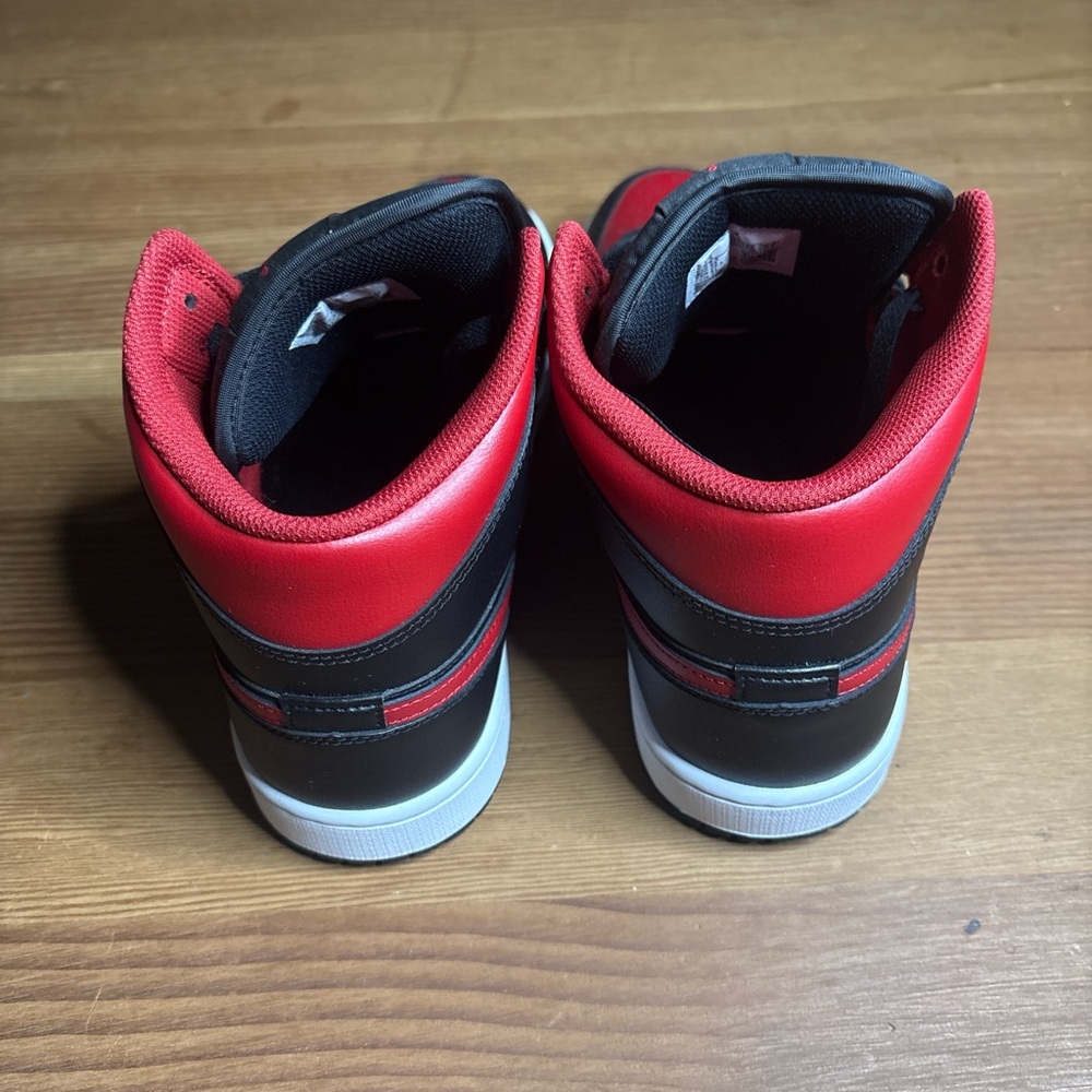 Nike Men’s High-Top Athletic Sneakers in Black and Red - Picture 4 of 6